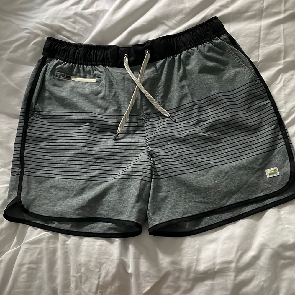 Men’s Vuori Banks Shorts.